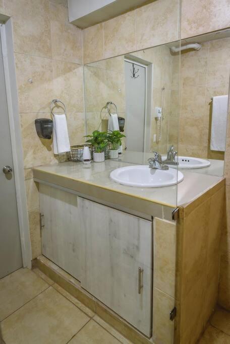 סיודד ואייס Departamento Comodo Centrico Tv Ac Wifi Cocina Parking, Letra C מראה חיצוני תמונה