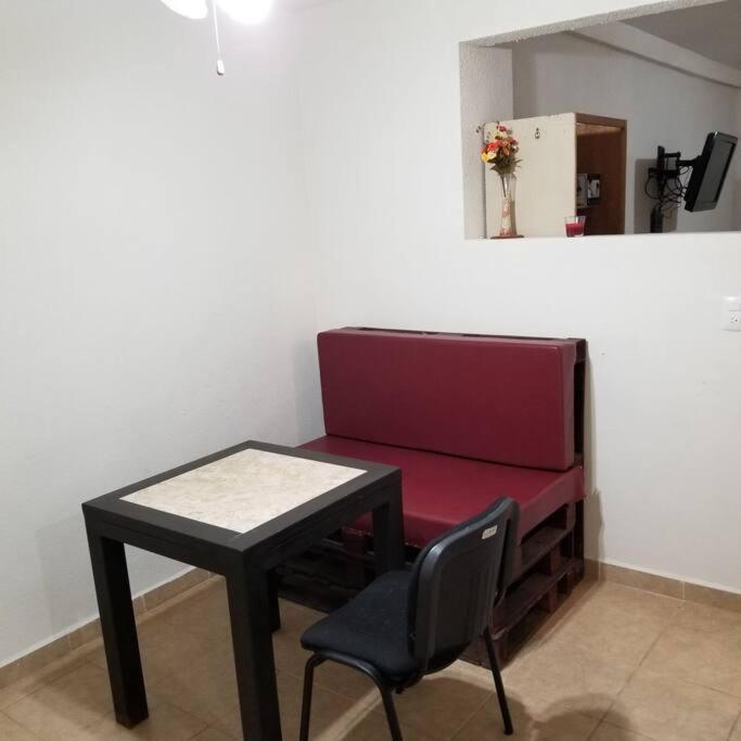 סיודד ואייס Departamento Comodo Centrico Tv Ac Wifi Cocina Parking, Letra C מראה חיצוני תמונה